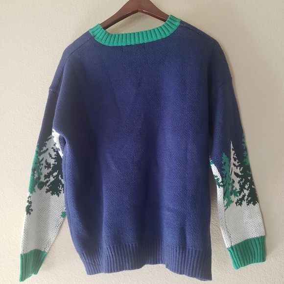 Women’s Alpine Skier Graphic Sweater Blue Medium - Picture 5 of 15